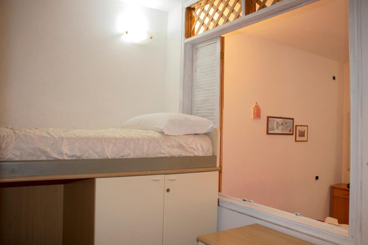 Vintage Apartment Vernazza Luaran gambar