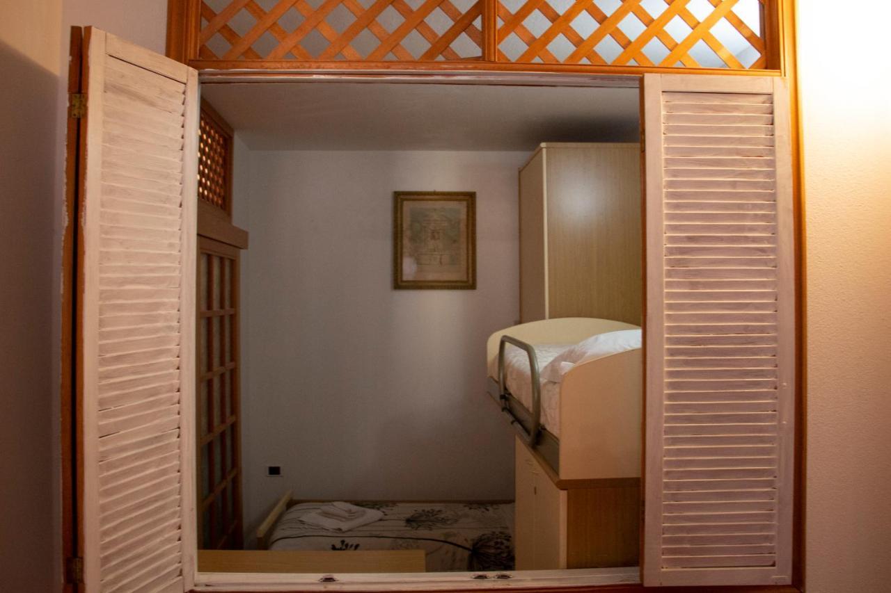 Vintage Apartment Vernazza Luaran gambar